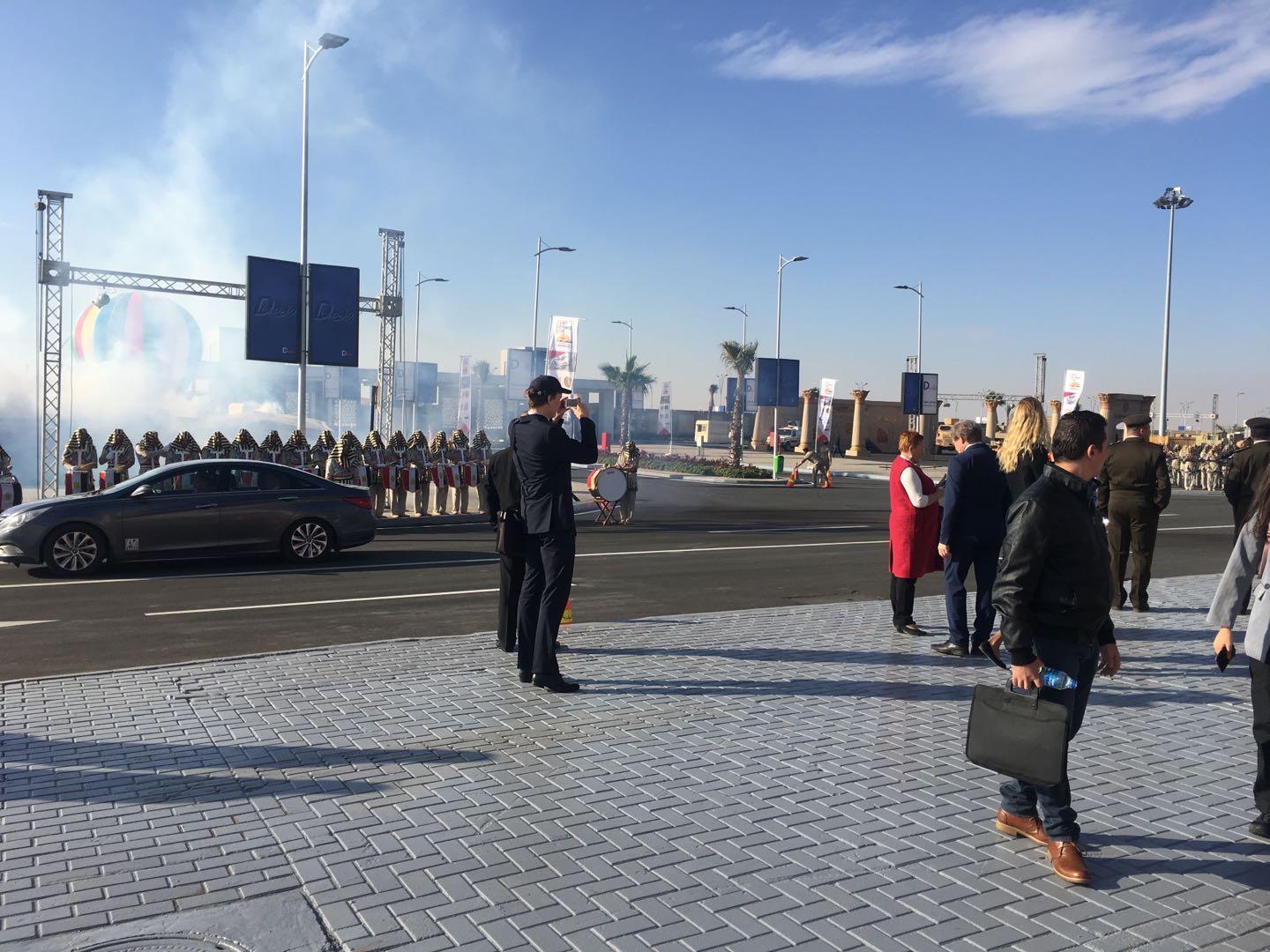 街景.jpg 街景.jpg